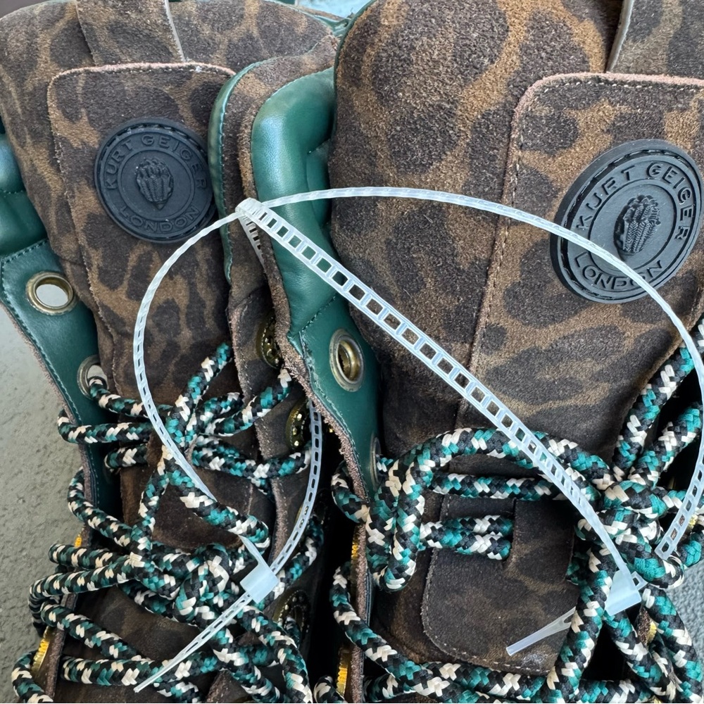 Kurt Geiger Kensington Leopard Print Suede Hiker Booties Sz 38 (US 7.5) NWOB - Picture 4 of 13